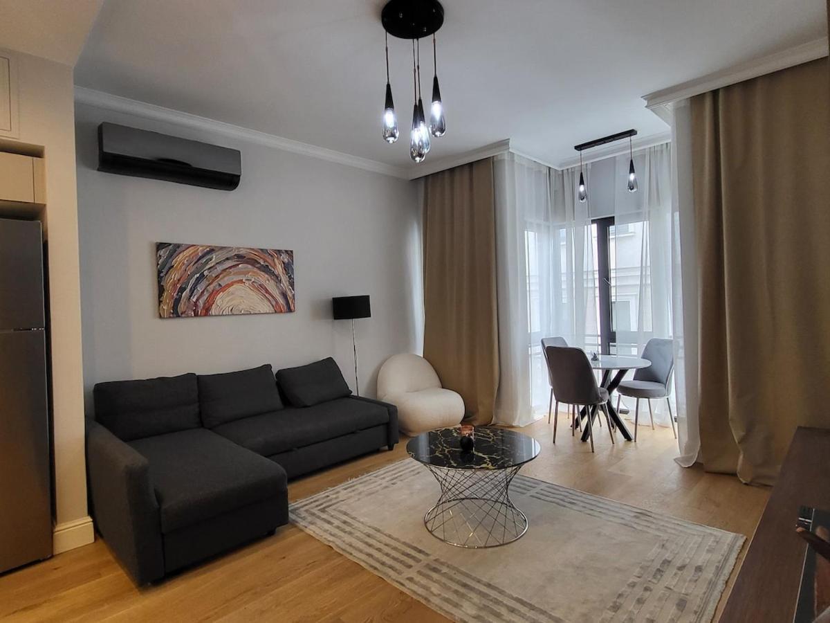 Taksim 360, The Heart Of *